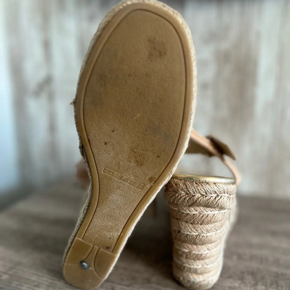Marc Fisher Gold Wedge Espadrille Sandals Size 9 - Picture 6 of 6